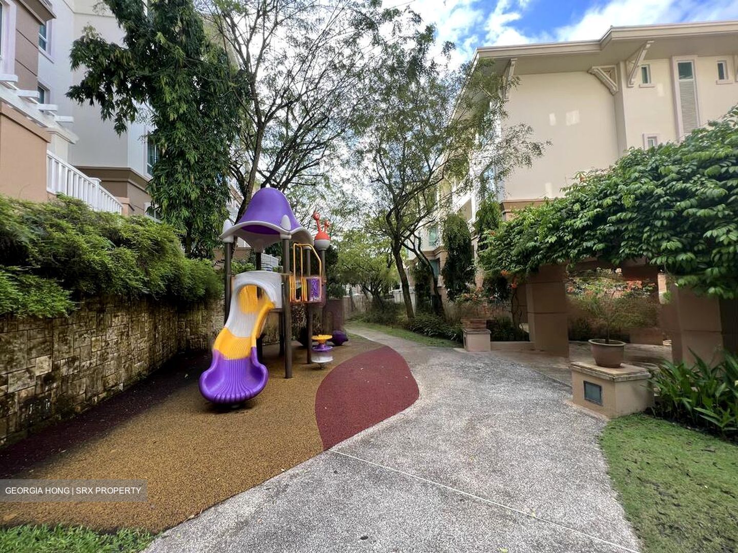 Duchess Crest (D10), Condominium #469098361